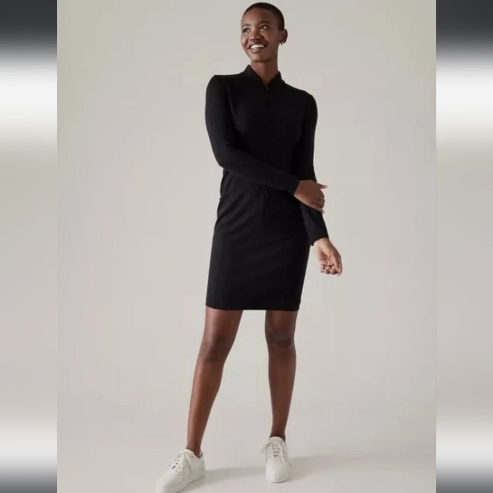 Athleta Delancey Black UPF 50 Sculptek Dress Long Sleeve Zip Medium MP Petite